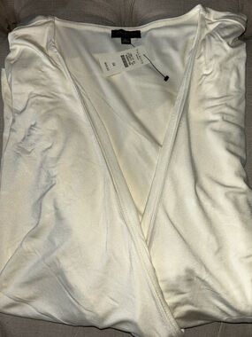 Talbots women’s plus size 3/4 length sleeve top.